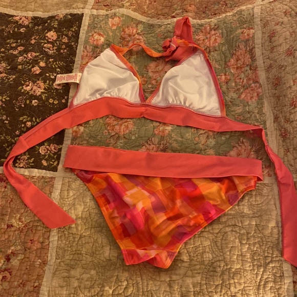 Bikini size medium - Picture 2 of 4